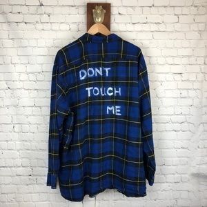“DONT TOUCH ME” oversized flannel